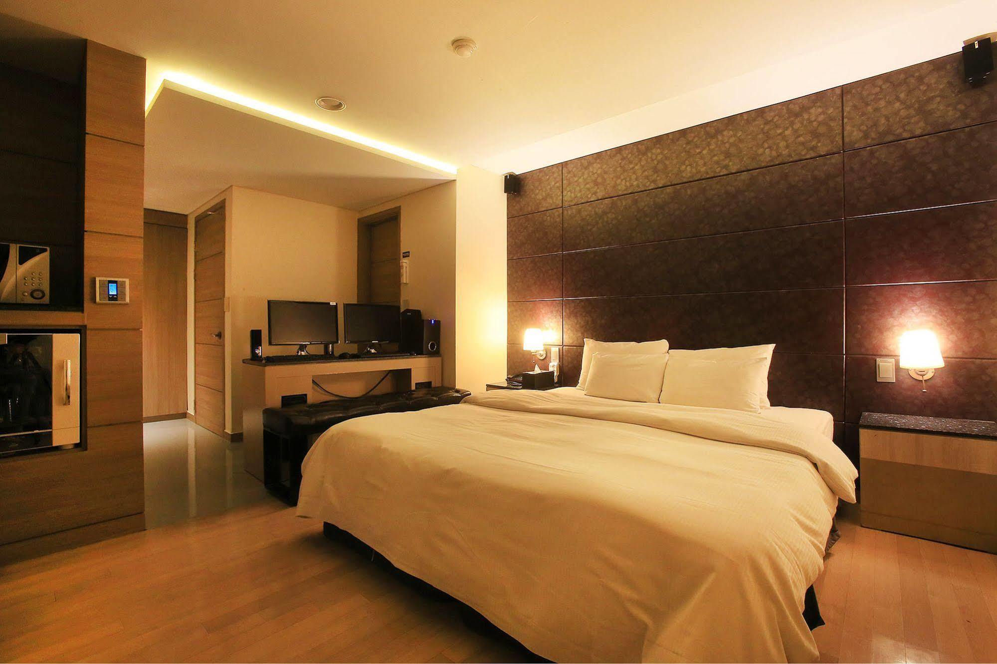 Tara Hotel Seul Exterior foto